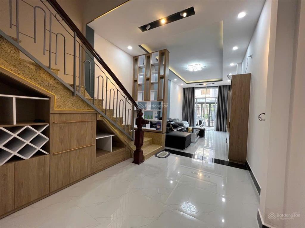 Nhà 3 tầng mê linh, gần nguyễn thị minh khai, cách biển trần phú 600m. giá 13 tỷ