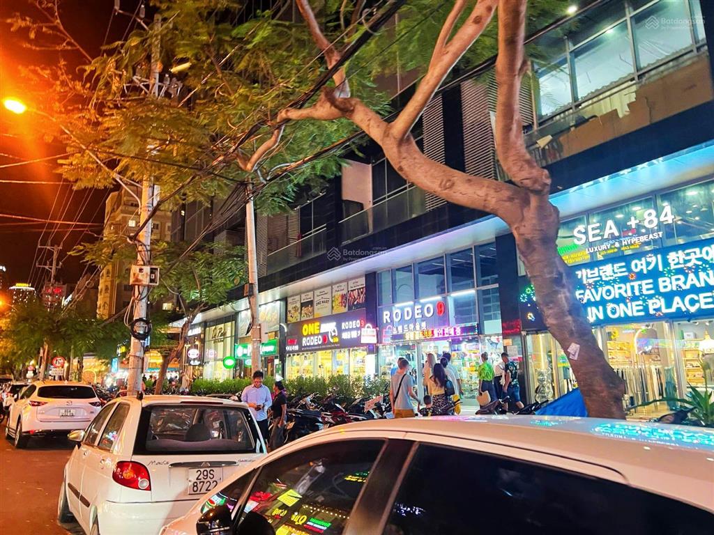 [ nhà hẻm hùng vương  ngang 6,3m ]  cách biển trần phú 300m.  giá 24,5 tỷ