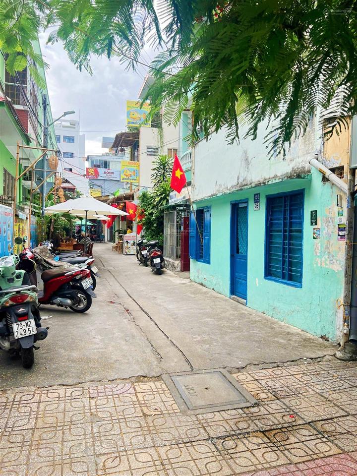 [ nhà hẻm hùng vương  ngang 6,3m ]  cách biển trần phú 300m.  giá 24,5 tỷ