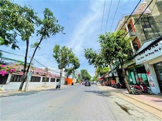 2 mặt tiền nguyễn thị minh khai  vị trí thoáng * cách biển trần phú 800m * giá 42,8 tỷ