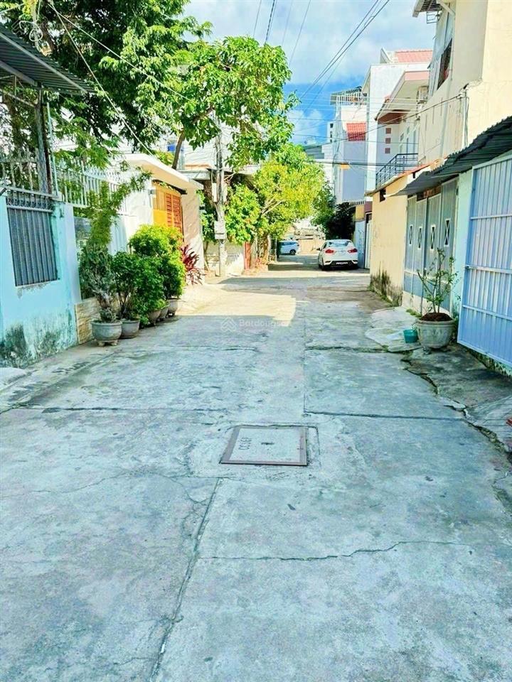 Đường ô tô nguyễn khắc viện ngang 7m * sau qh là lô góc 2 mặt tiền, giá 5,650 tỷ