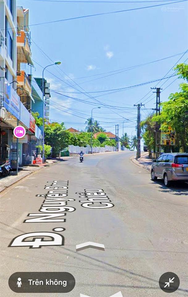 Nhà góc 2 mặt tiền nguyễn đình chiểu cách biển hòn chồng 300m đường hẻm thông ô tô giá 10,5 tỷ
