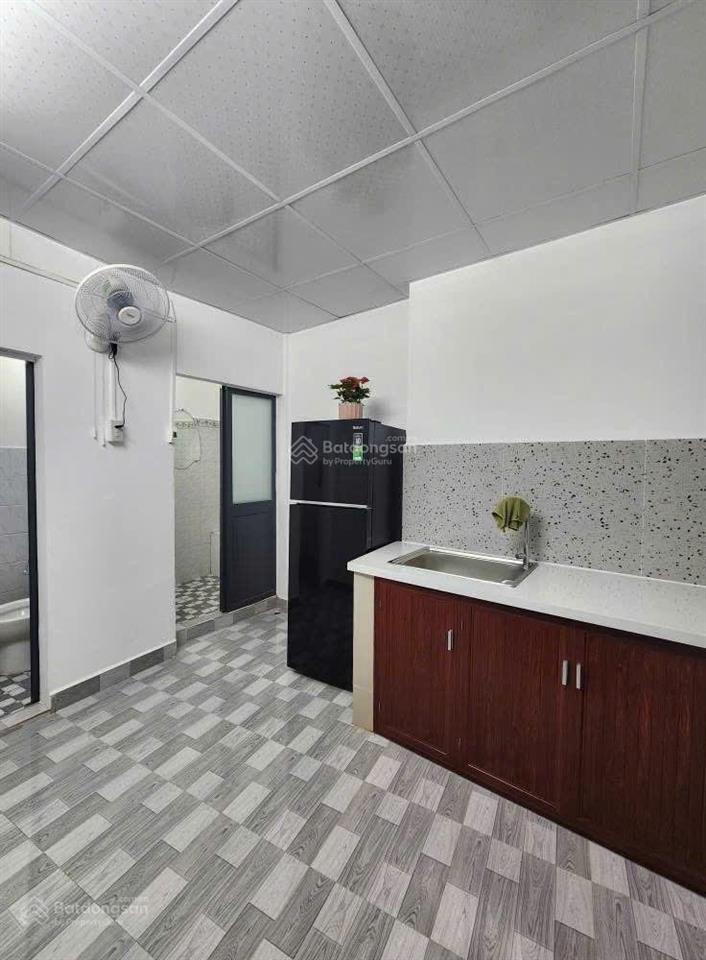 Nhà ngay mặt tiền tân trang, ra biển trần phú 300m. sẵn doanh thu 6tr/ tháng, giá 3,550 tỷ