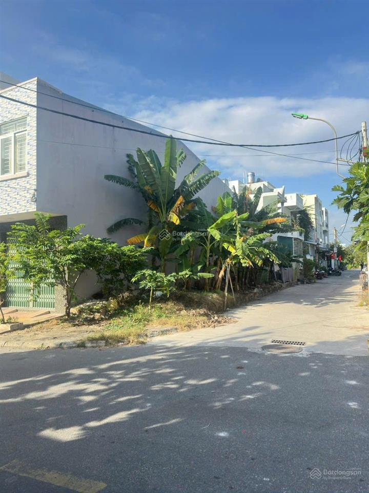 Góc 2 mặt tiền ngô lan chi  giao nguyễn thượng hiền, giáp hành chính công bắc nha trang 6,8 tỷ