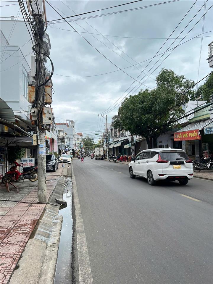 Mặt tiền võ thị sáu, ngang 7,7m * vị trí đông dân cư * giá 8,6 tỷ