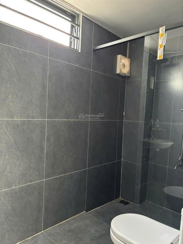 Nhà góc 3 mặt tiền ô tô  đường nguyễn khắc viện, giá  8 tỷ