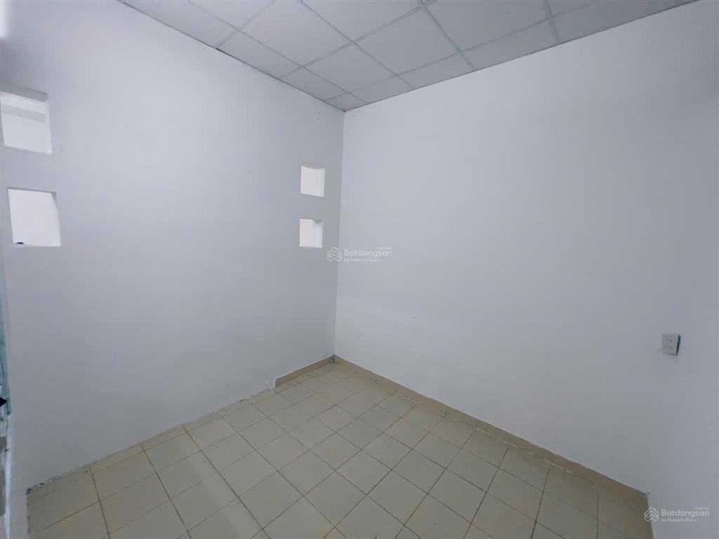 Nhà new hoà trung, ngang 6,2m. cách biển 1,2km. giá 2,860 tỷ