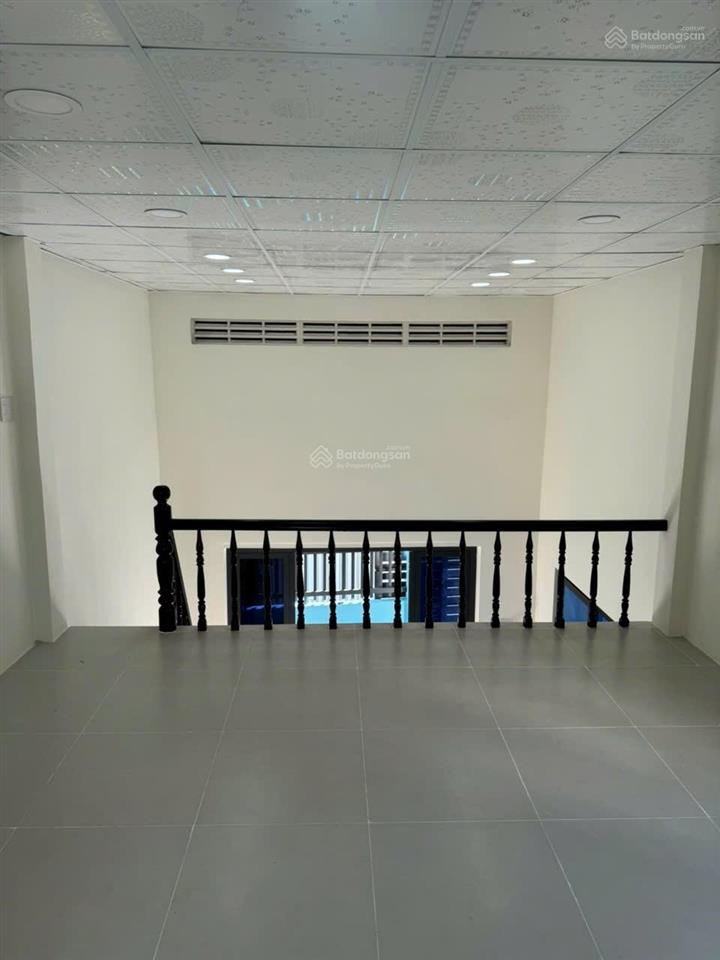 Nhà góc 2 mặt thoáng, hẻm ô tô lê hồng phong * gần kdt hà quang 1. giá 4,5 tỷ