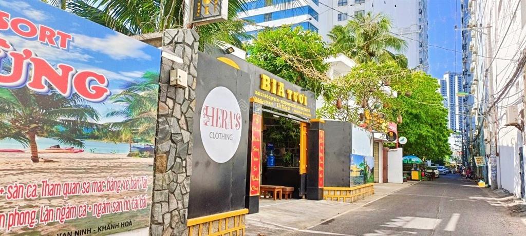 Sát biển hòn chồng, hẻm thông ô tô đường đường đặng tất, giá  95 tỷ, cần chủ mới