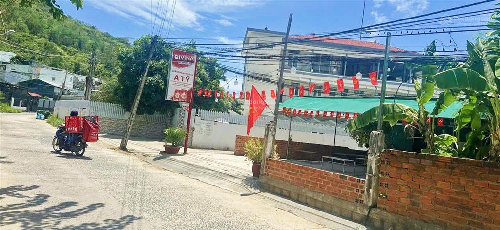 Góc 2 mặt tiền đường ngô đến, ngang 9,5m & 24m. cách suối khoáng nóng tháp bà 300m, giá 7,2 tỷ