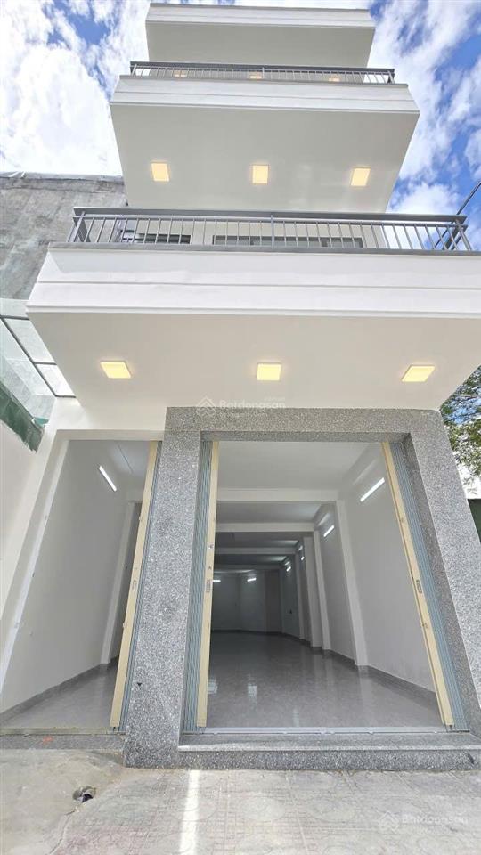 [ nhà góc 3 tầng  ngay vòng xoay lê hồng phong giao đường số 13 ]  giá 15,5 tỷ