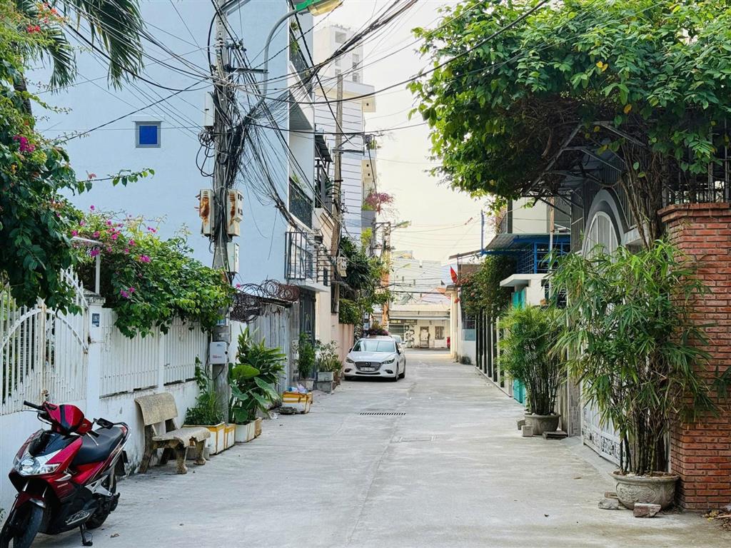 Đất dân, ô tô ba làng  gần mường thanh ba làng * cách biển 200m. giá 10,5 tỷ