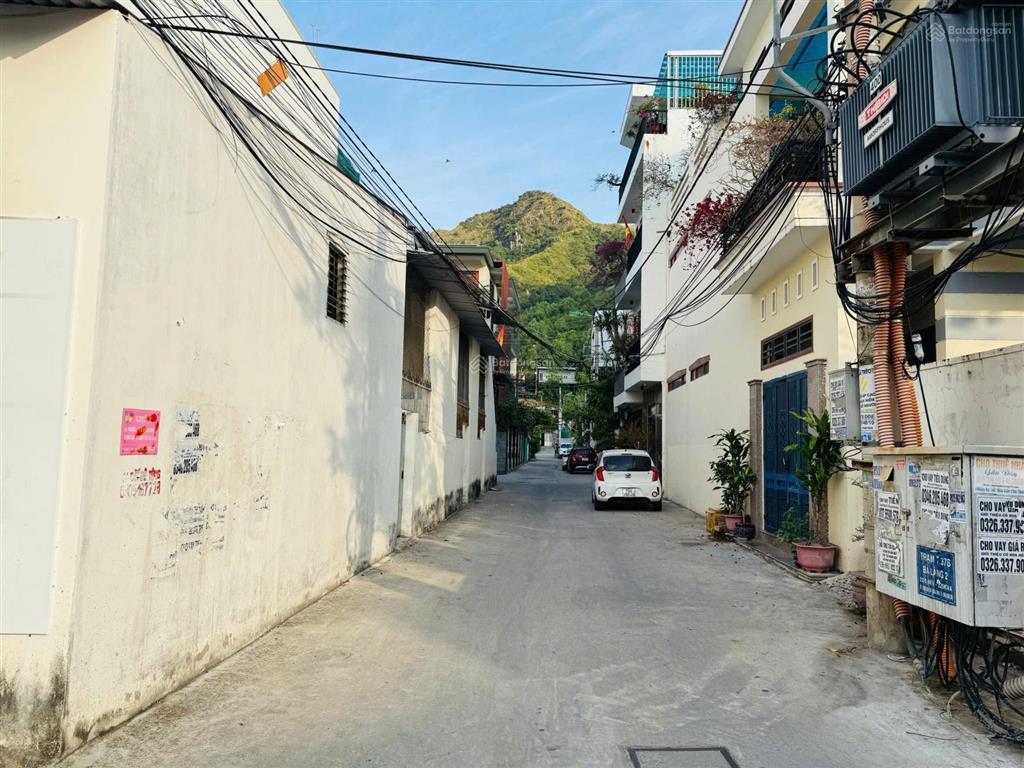 Đất dân, ô tô ba làng  gần mường thanh ba làng * cách biển 200m. giá 10,5 tỷ