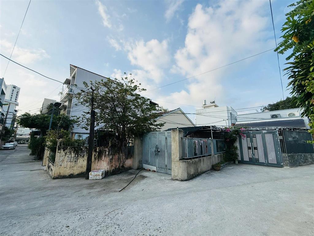 Đất dân, ô tô ba làng  gần mường thanh ba làng * cách biển 200m. giá 10,5 tỷ