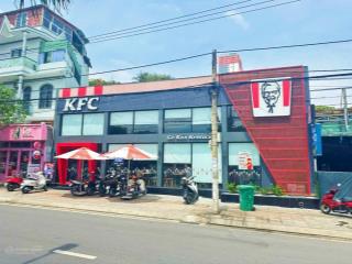 Nhà 2 tầng, mặt tiền phạm văn đồng, đối diện hòn chồng danh lam giá 240tr/m²