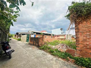 Đất ô tô thái phiên  ngang 7,5m hẻm ô tô vi vu cách biển hòn chồng 1,8km. giá 6,8 tỷ