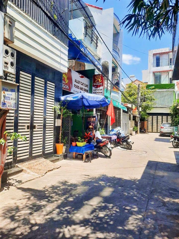 Nhà đường biệt thự, hẻm ô tô thông * cách biển trần phú 400m giá 9,2 tỷ (bớt lộc)