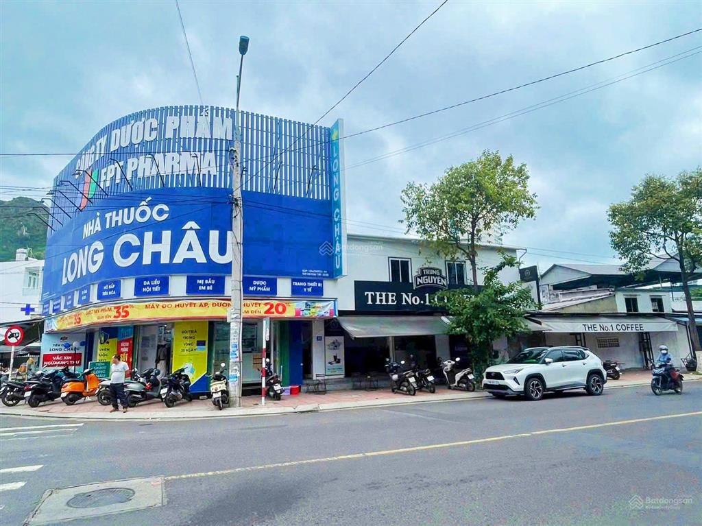 Góc 2 mặt tiền, nhà mặt tiền dương hiến quyền & điện biên phủ (đi ra biển 100m) giá 25 tỷ