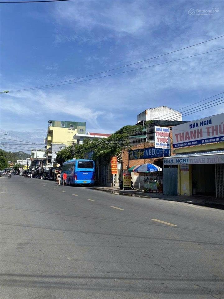 [ nhà 2 tầng đặng tất   hẻm ô tô ]  cách biển hòn chồng 300m. giá  9,2 tỷ