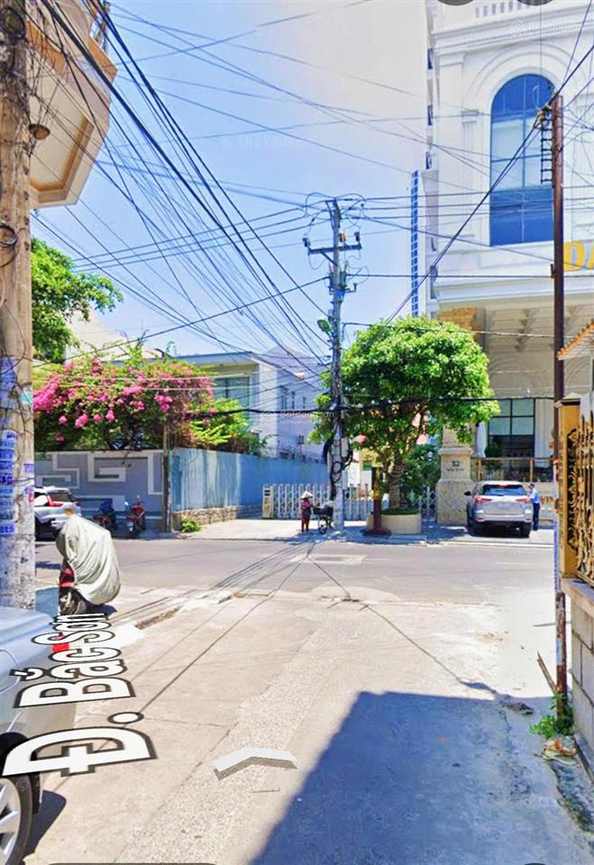 Nhà 3,5 tầng ô tô bắc sơn cách biển hòn chồng 100m * hẻm 6m thông thoáng. giá 7,250 tỷ