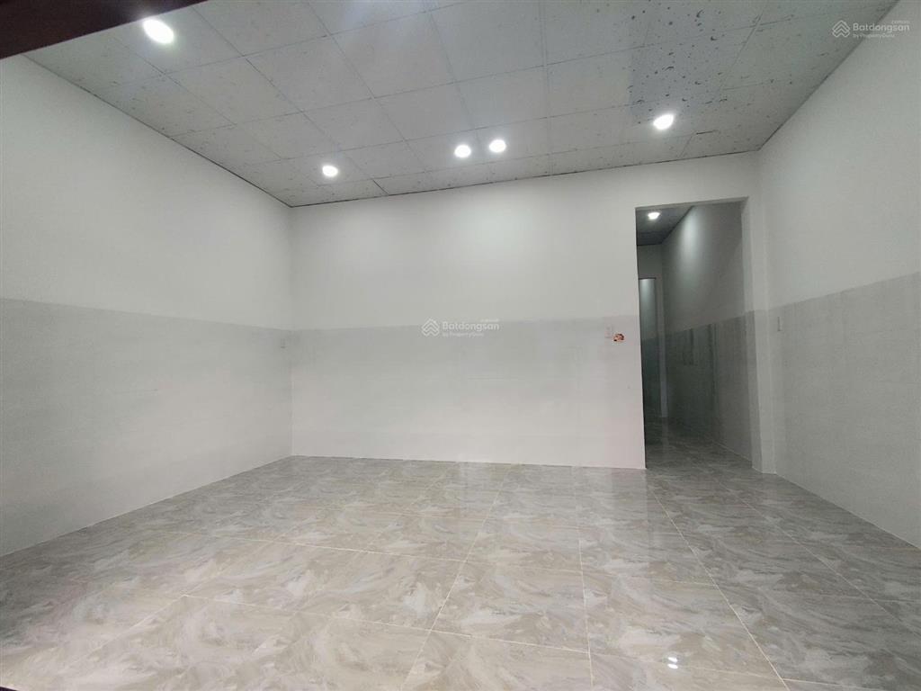 Nhà mới, hẻm đặng minh khiêm, ngang 5,2m. giá 4,5 tỷ