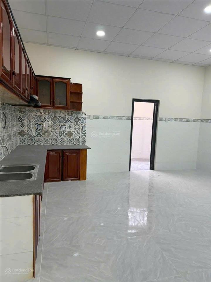 Nhà mới sát trạm đăng kiểm  đặng minh khiêm. giá 4,6 tỷ
