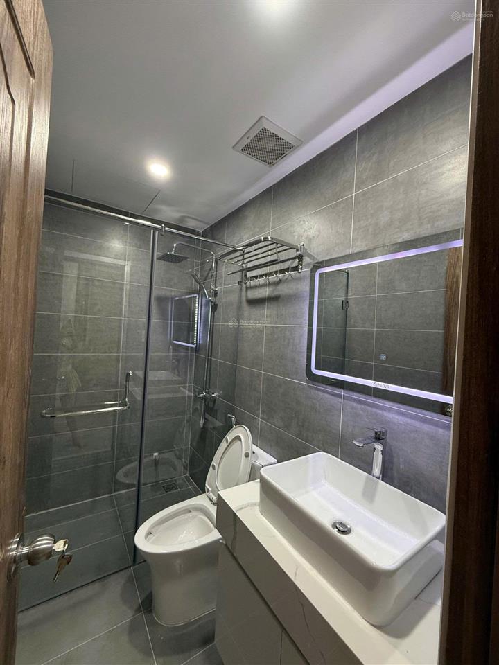 Sổ hồng lâu dài, căn hộ mường thanh ba làng 3,680 tỷ. tầng 23 view núi cô tiên