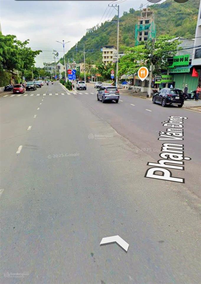 Nhà 2 tầng mặt tiền phạm văn đồng  xây được tối đa (3 tầng /1 tum /1 lửng) giá 5,6 tỷ