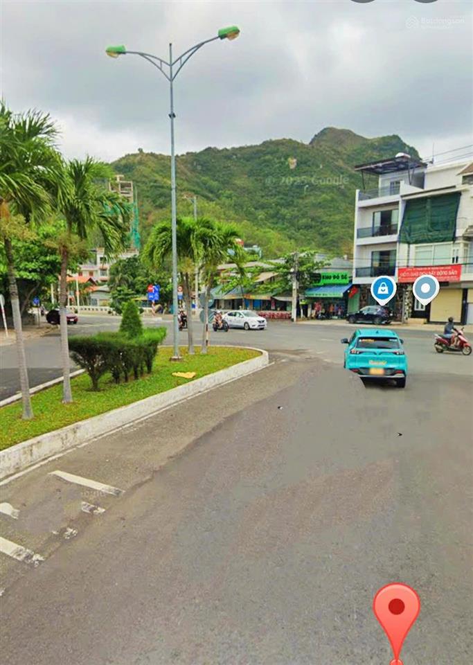 Nhà 2 tầng mặt tiền phạm văn đồng  xây được tối đa (3 tầng /1 tum /1 lửng) giá 5,6 tỷ