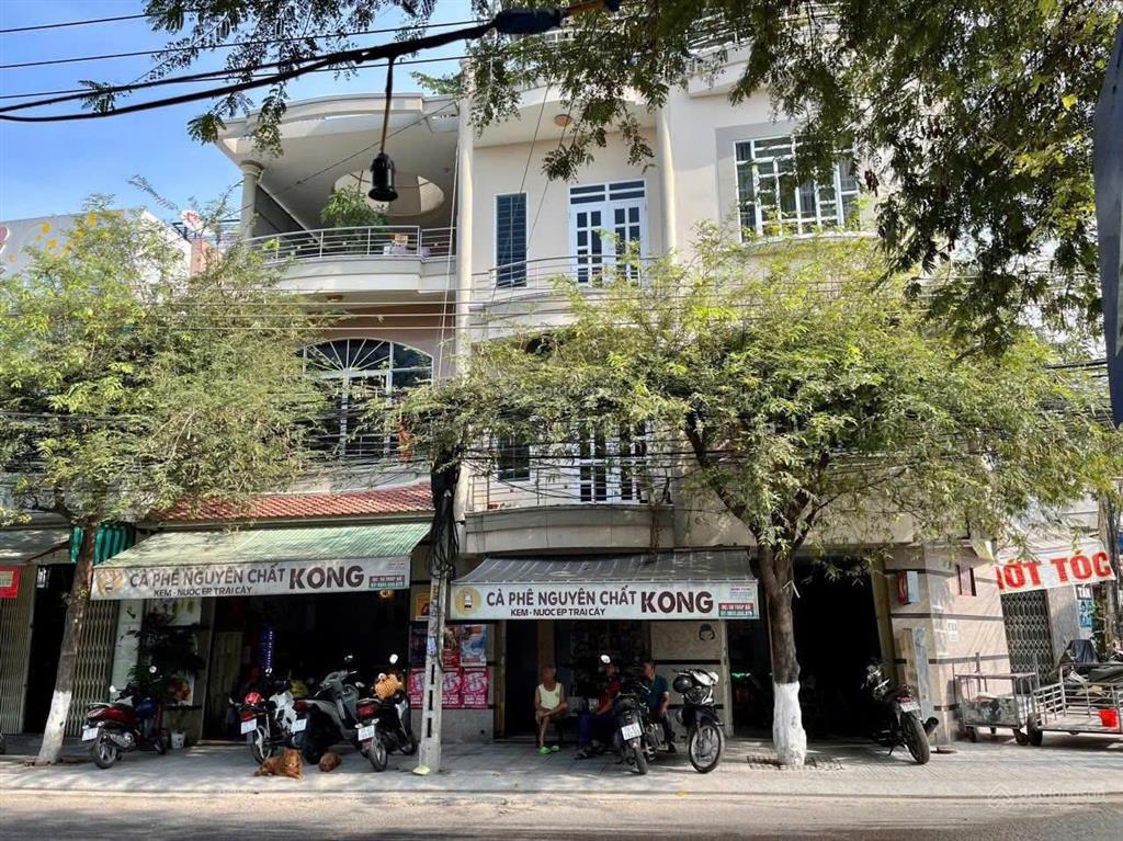 Nhà 3 tầng mặt tiền tháp bà, cách biển trần phú 300m, giá 25 tỷ