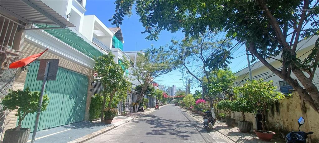 [ nhà 2 tầng mặt tiền nguyễn trác ngang 5m ] * cách biển hòn chồng 700m giá 7,9 tỷ