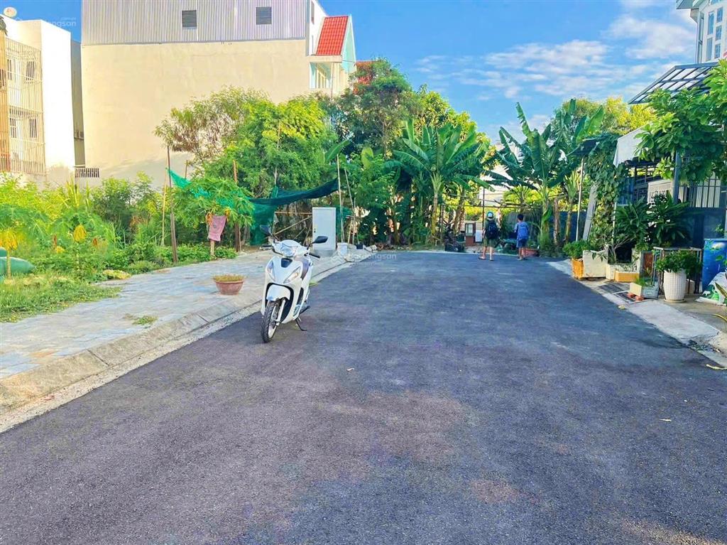 Đất dân nằm trong kdt phước long a  sổ hồng riêng ]  sát thích quảng đức. giá 6 tỷ