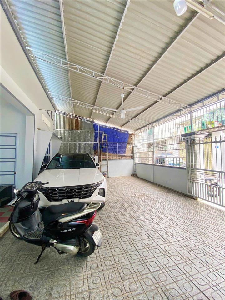 Nhà 3 tầng trần thị tính, ngang dài 10m. ô tô vi vu quay đầu. giá 14 tỷ