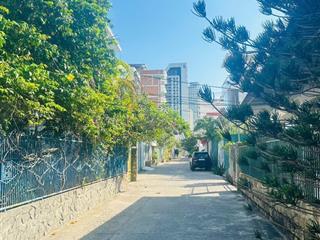 Mặt tiền dương hiến quyền, 8,2 tỷ * gần đường điện biên phủ