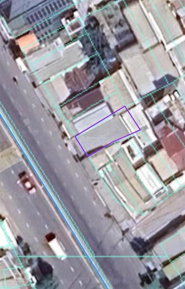 Mặt tiền đường 2/4  ngang 4,2m * cách bến xe phía bắc 100m giá  7,8 tỷ