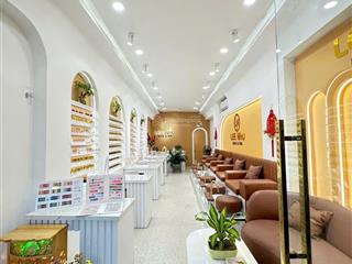 [ nhà 2 tầng mặt tiền nguyễn thị minh khai ] cách biển trần phú 1km. giá 13 tỷ