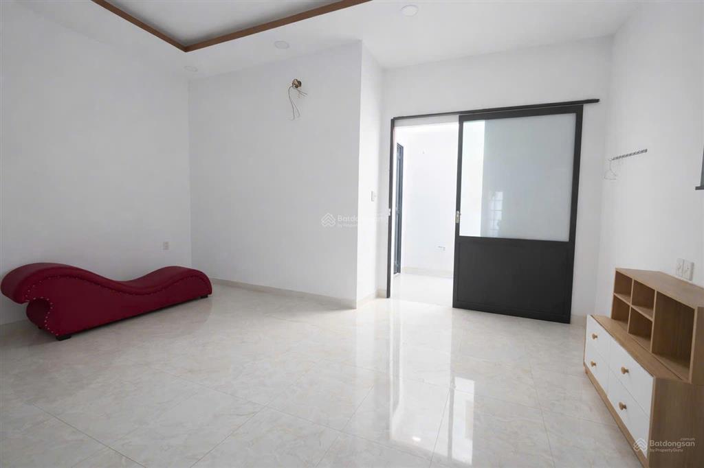 Siêu phẩm đầu tư, nhà gần khu đô thị vcn phước long đi ra sông quán trường 60m. giá 6,850 tỷ