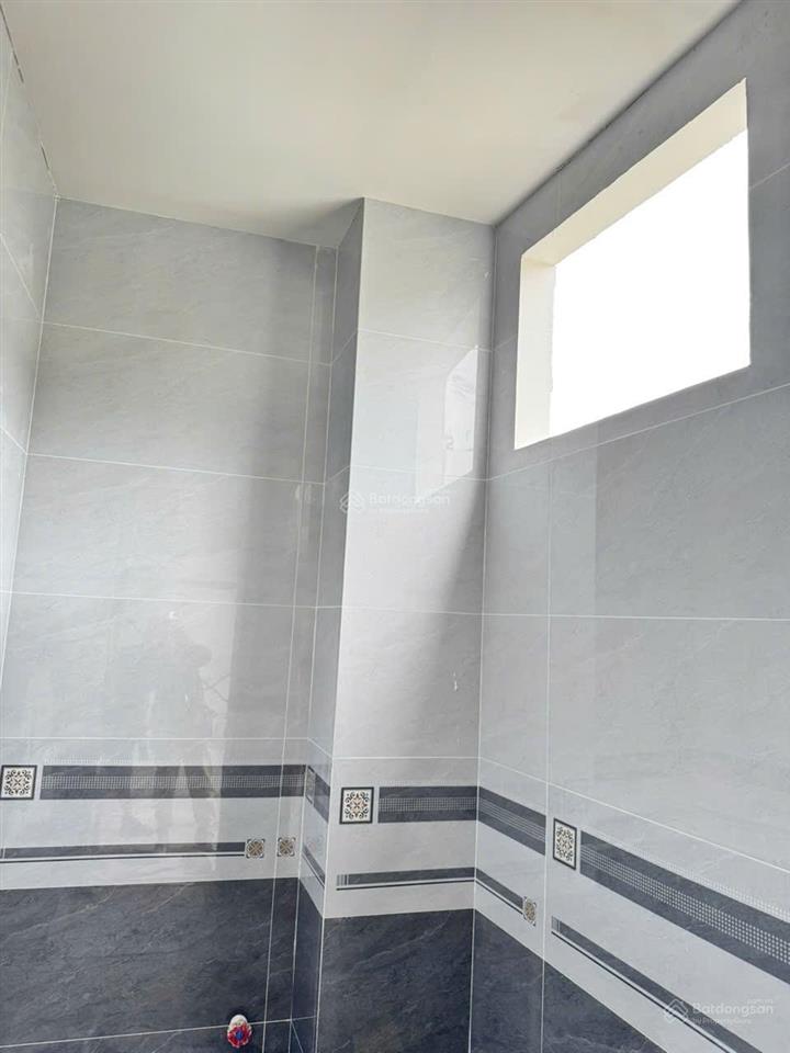 Nhà 2 tầng mới xây  đi ra biển ba làng 500m, nguyễn thượng hiền gần hành chính công bắc nha trang