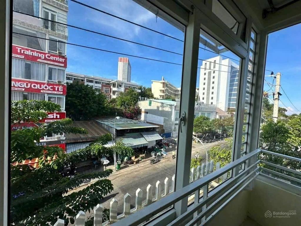 [ nhà 4 tầng mặt tiền tôn thất tùng  cách biển hòn chồng  280m ] giá  13,6 tỷ