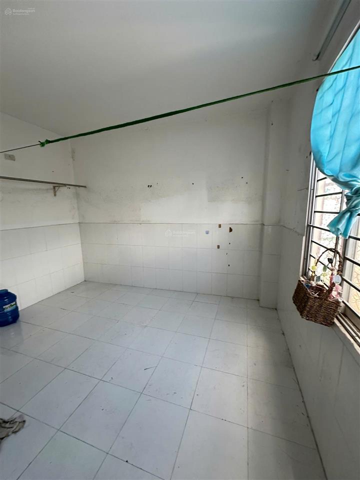 Toà nhà 5,5 tầng  sẵn 16 phòng cho thuê, có thu nhập đều. giá 9,9 tỷ