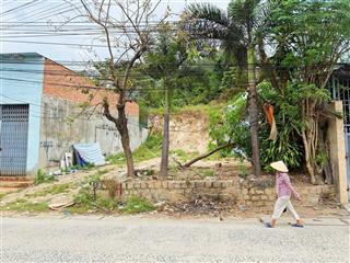 [ lô mặt tiền đường ngô đến  ngang 11m ] cách suối khoáng nóng tháp bà 300m. giá 7,9 tỷ