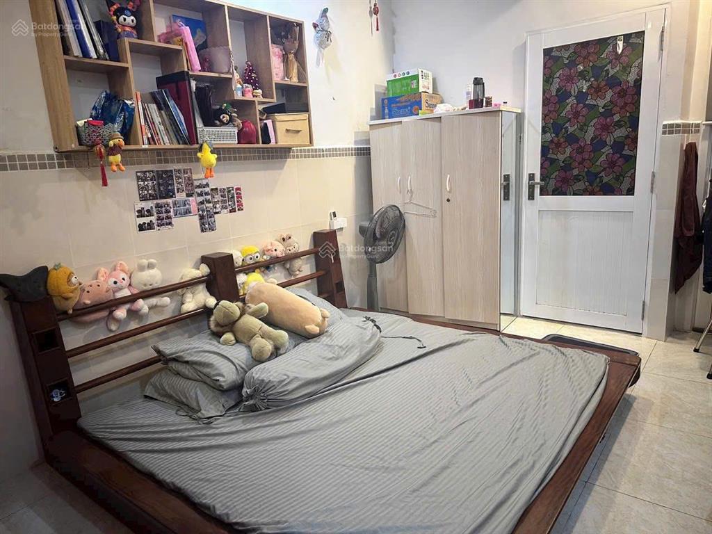 [ nhà 3 tầng mặt tiền đường 2/4  gần cầu hà ra ]  vị trí kinh doanh ổn áp. giá  7,2 tỷ