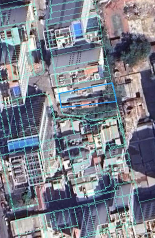 [ đất mặt tiền quân trấn hùng vương  ngang  8,4m ] ra biển trần phú  250m. giá 56 tỷ