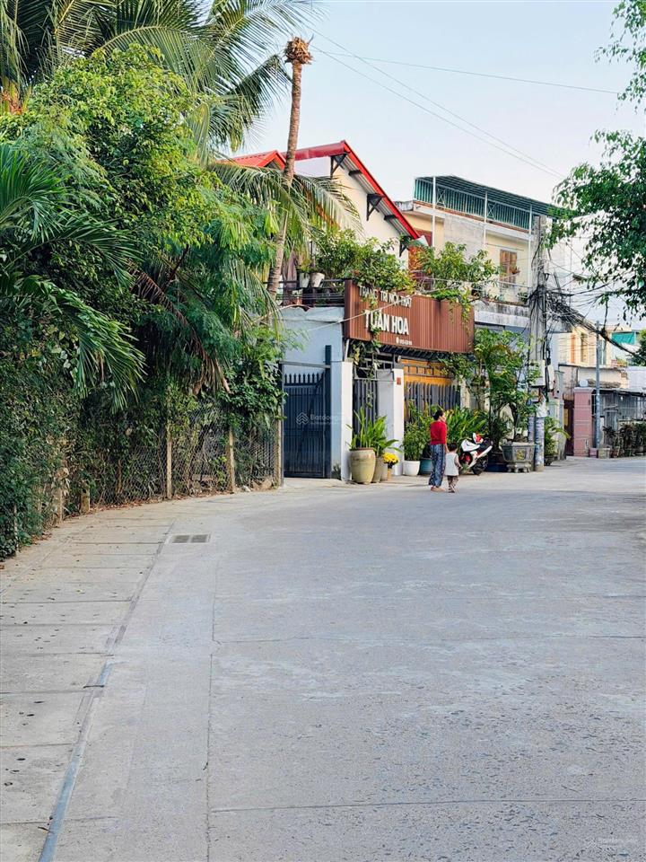 [ lô góc 2 mặt tiền sát khu đô thị vĩnh điềm trung  ngang ôm góc dài 22m ]. giá 3,6 tỷ