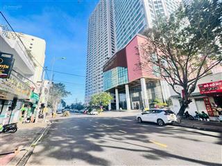 Lô mặt tiền hòn chồng , đối diện mường thanh viễn triều cách biển hòn chồng 123m. giá 120tr/m²