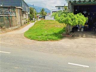 Lô góc 2 mặt tiền ql1a  thuộc ninh giang ninh hoà ( sát đường nguyễn văn trỗi ).giá  20tr/m²