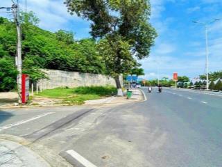 Góc 2 mặt tiền phạm văn đồng, đi ra biển hòn chồng 80mm. giá 12,6 tỷ