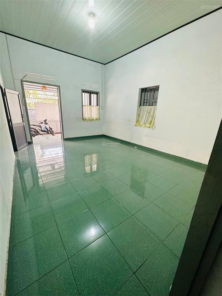 Cho thuê nhà mặt tiền củ chi, gần chợ vĩnh hải, ngang dài hơn 10m. giá thuê 30tr/tháng