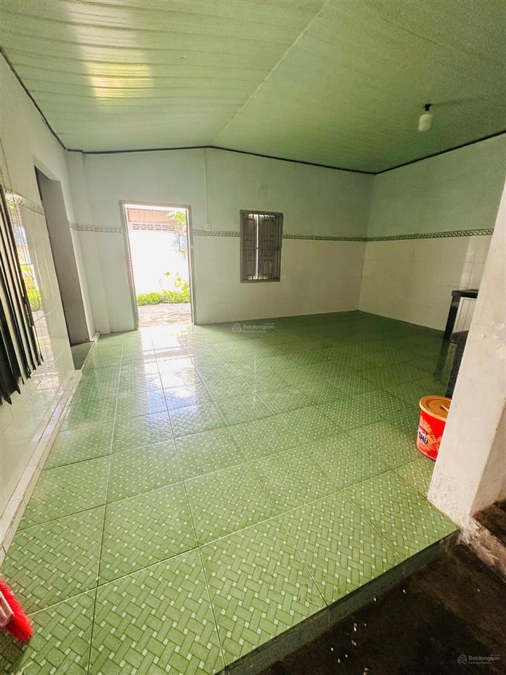 Cho thuê nhà mặt tiền củ chi, gần chợ vĩnh hải, ngang dài hơn 10m. giá thuê 30tr/tháng