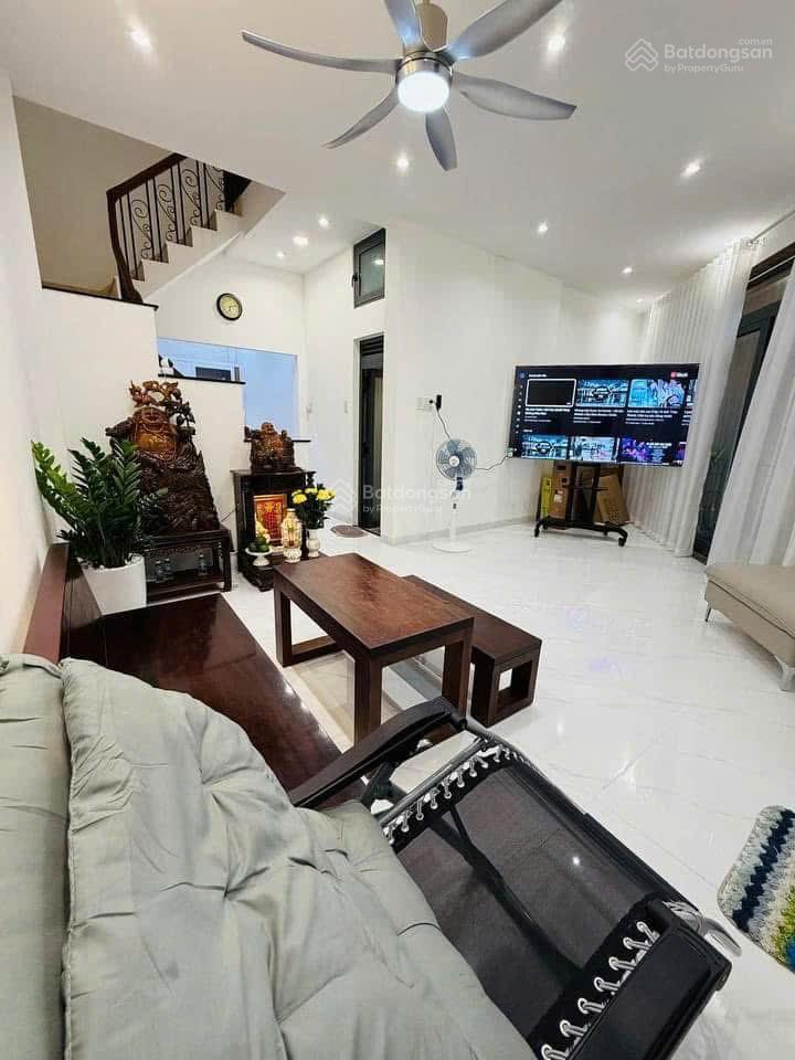 [ nhà 3 tầng góc 2 mặt tiền  võ trứ + mạc đĩnh chi ] giá  13,5 tỷ